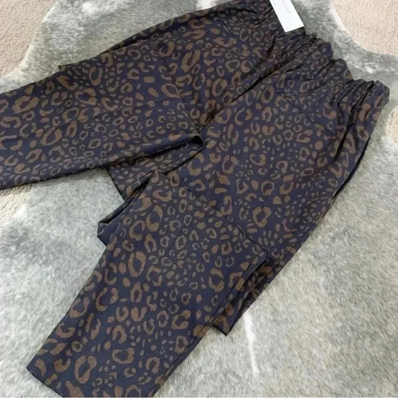 NWT Ann Taylor Animal Print Paperbag Pants - Picture 6 of 12